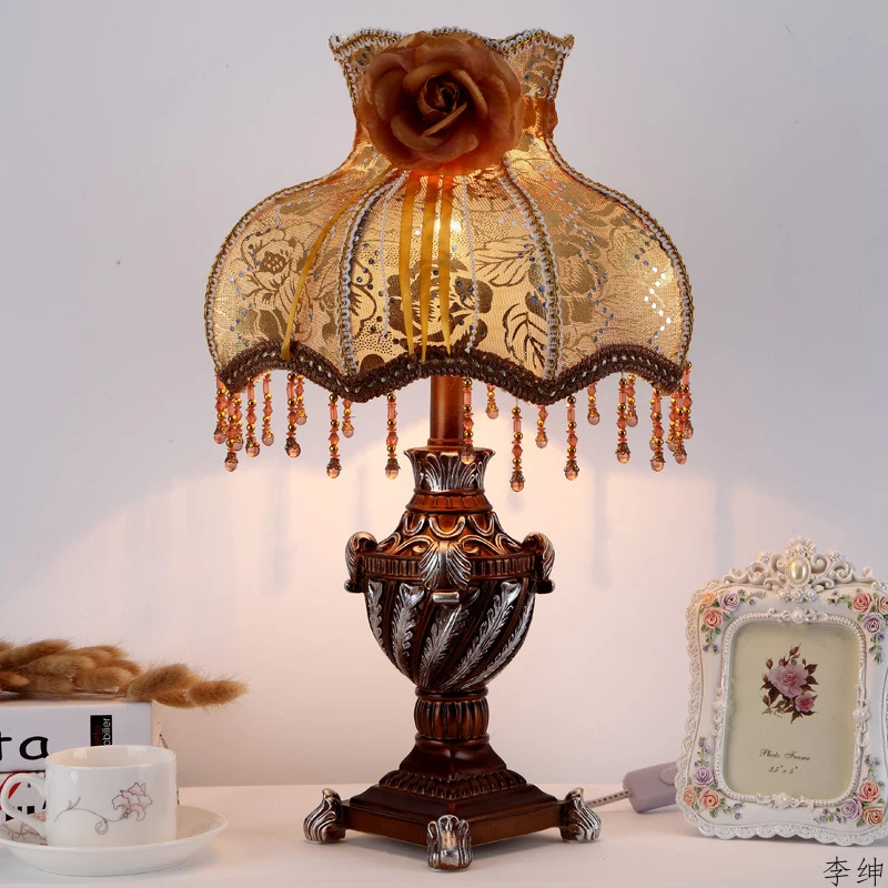 Nordic Princess Vintage Table  - Decor Lighting The Parade 评论和价格