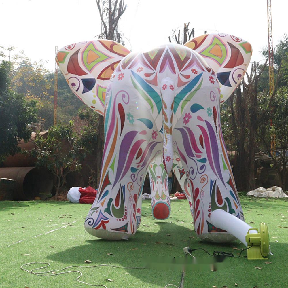 Colorful Giant Elephant With L - Decor Lighting The Parade 评论和价格